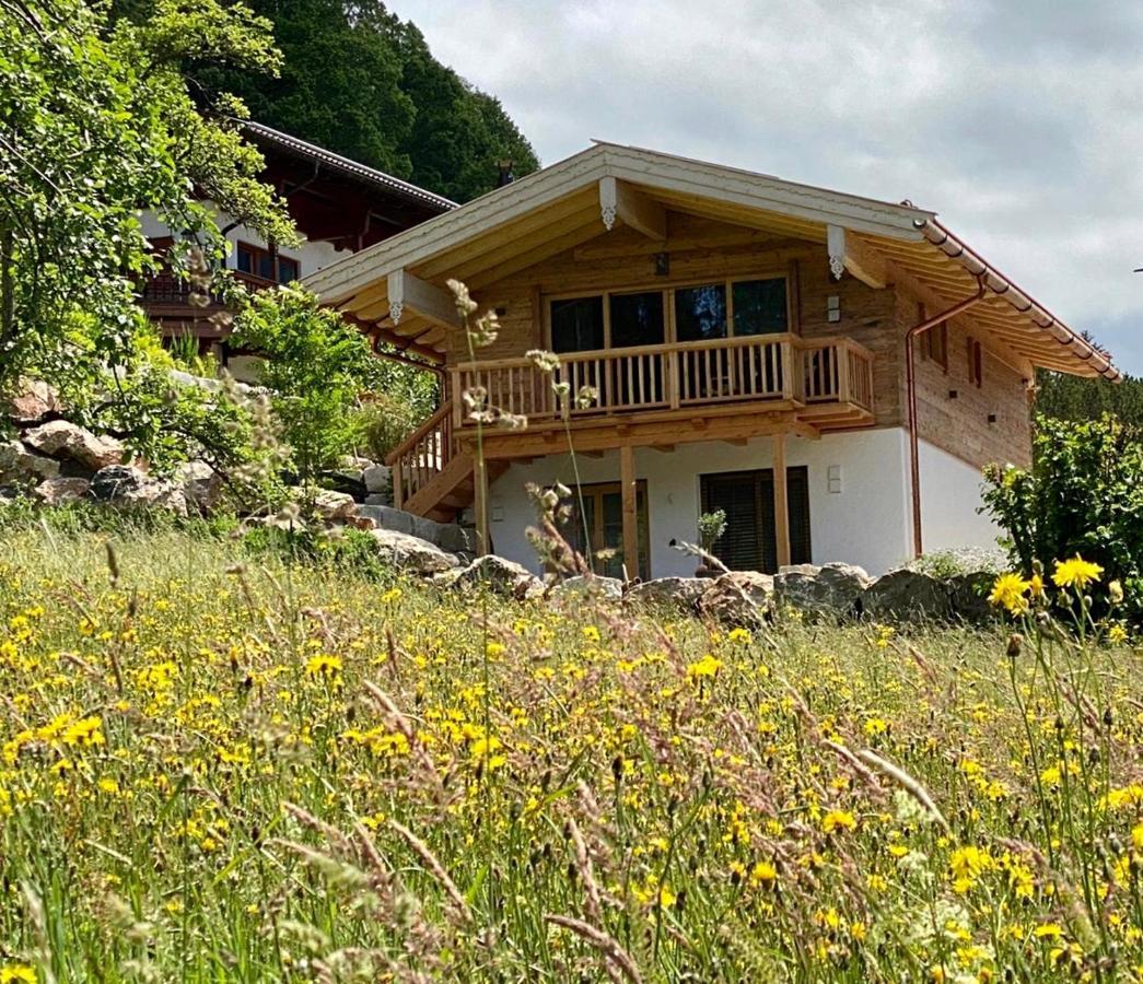 Chalet Bergsucht In Ruhpolding Bayern, Traumlage Am Sonnigen Suedhang, Kostenlose Parkplaetze, Schnelles Wlan, Ruhige Sackgasse, Netflix Inklusive Luaran gambar